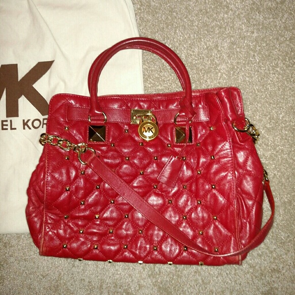 Red Handbag - Picture 2 of 3
